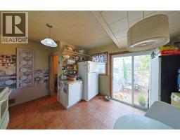 304 Lorne Avenue, Wallaceburg, ON N8A3Z3 Photo 8
