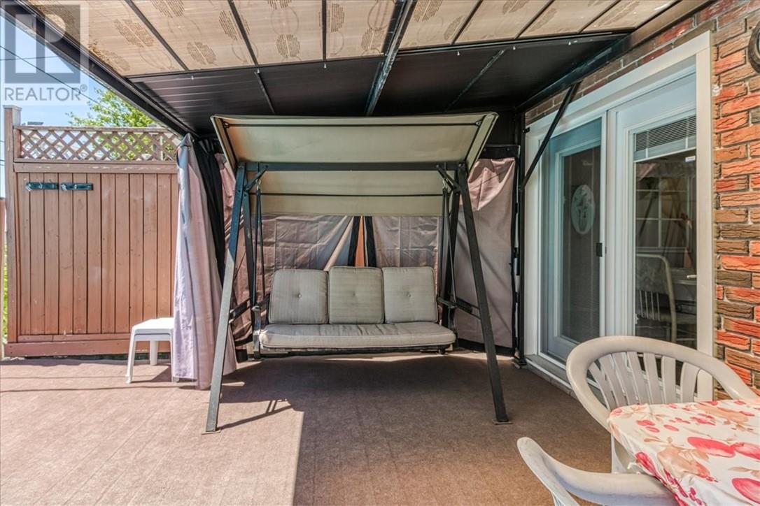 17 Elmhurst Court - Image 13