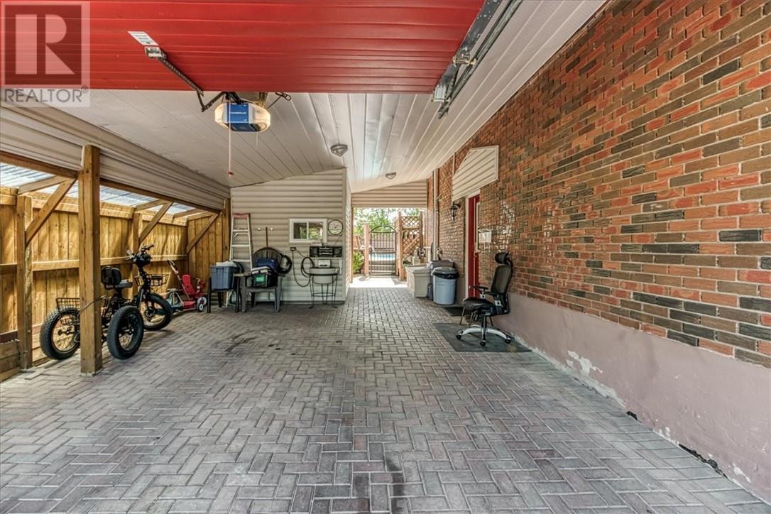 17 Elmhurst Court - Image 27
