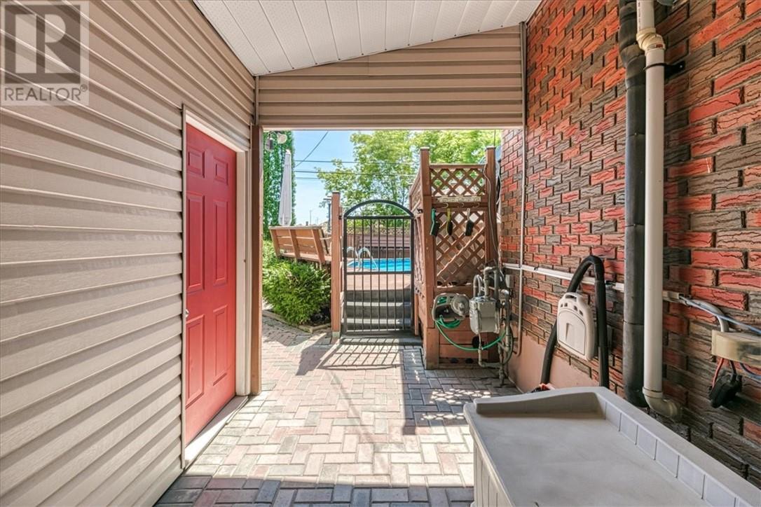 17 Elmhurst Court - Image 33