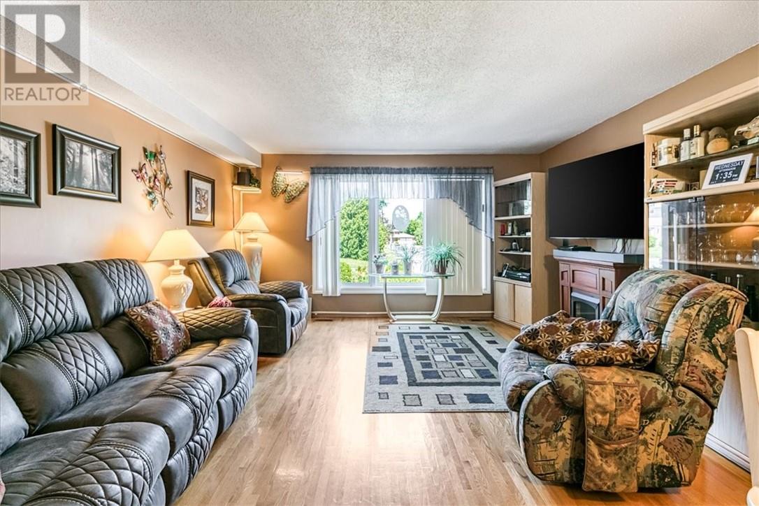 17 Elmhurst Court - Image 5