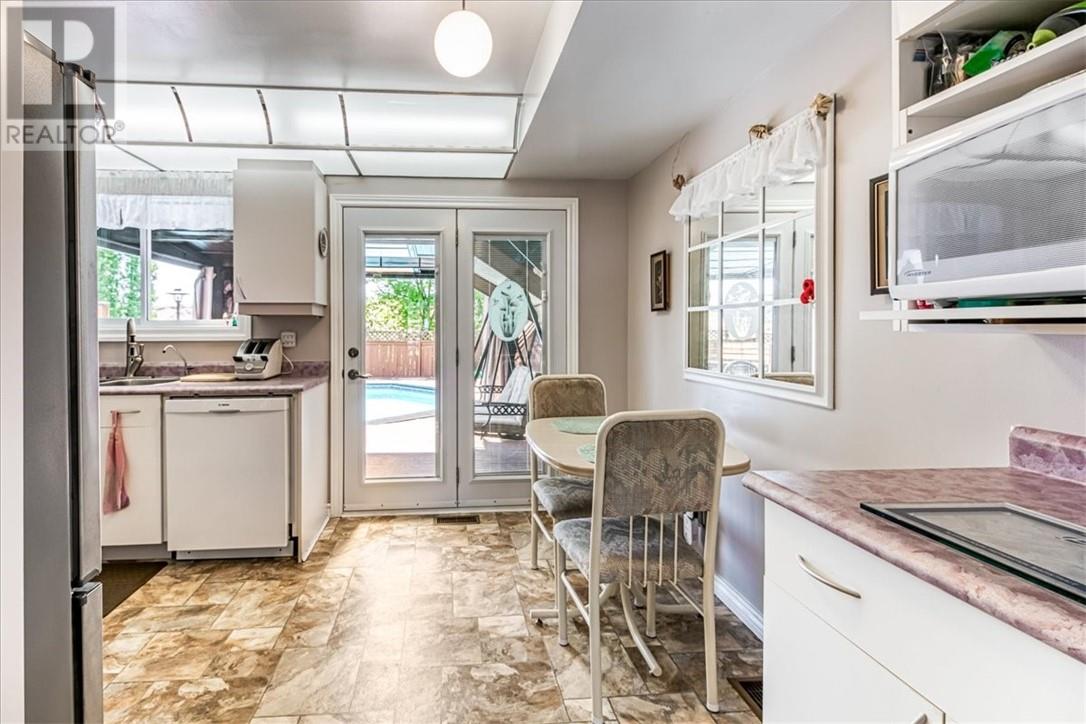 17 Elmhurst Court - Image 8