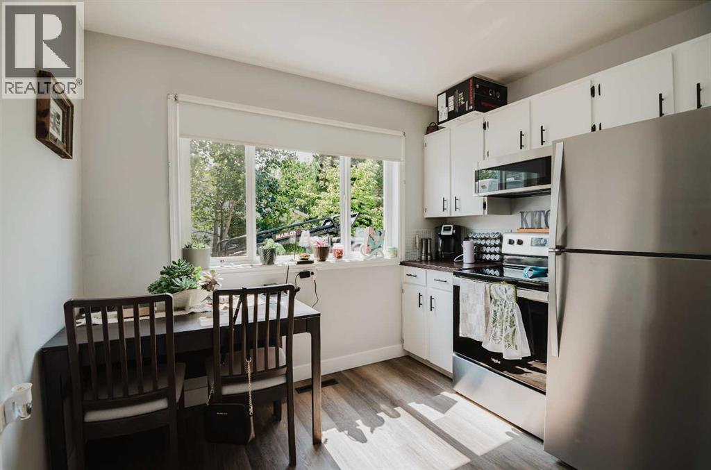 908 6 Avenue - 6