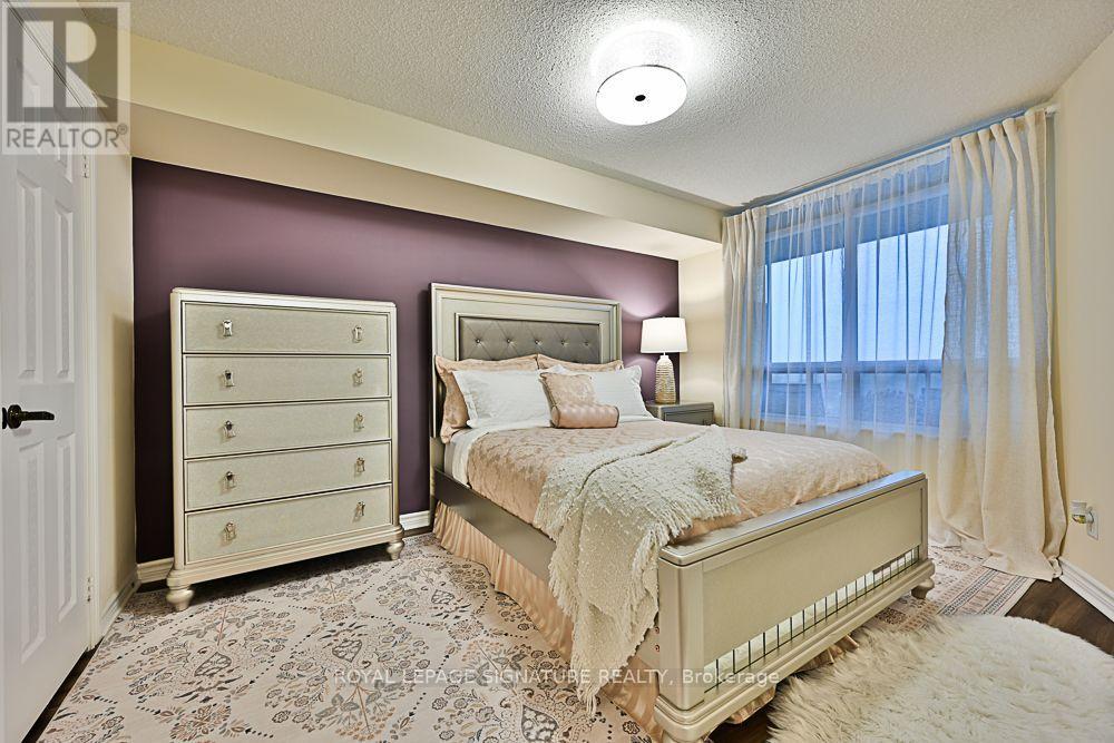 #2422 700 HUMBERWOOD BOULEVARD - 28