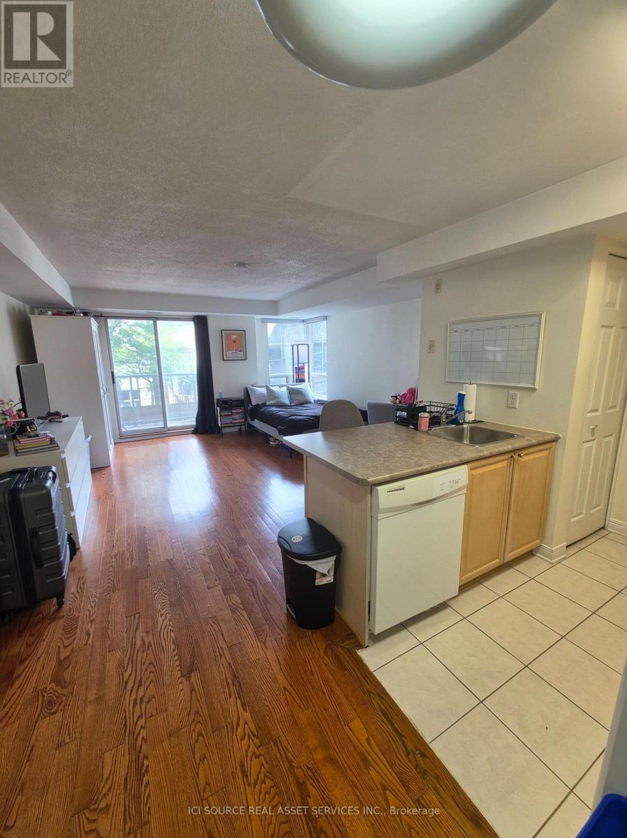 1 Bath Apartment for Rent in Ottawa – 204 – 429 SOMERSET STREET W, Ottawa – MLS# X13632544 - Image 11