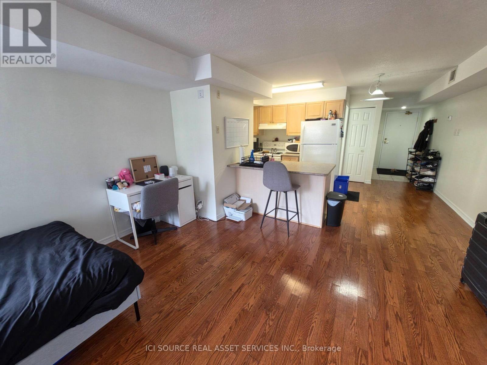 1 Bath Apartment for Rent in Ottawa – 204 – 429 SOMERSET STREET W, Ottawa – MLS# X13632544 - Image 17