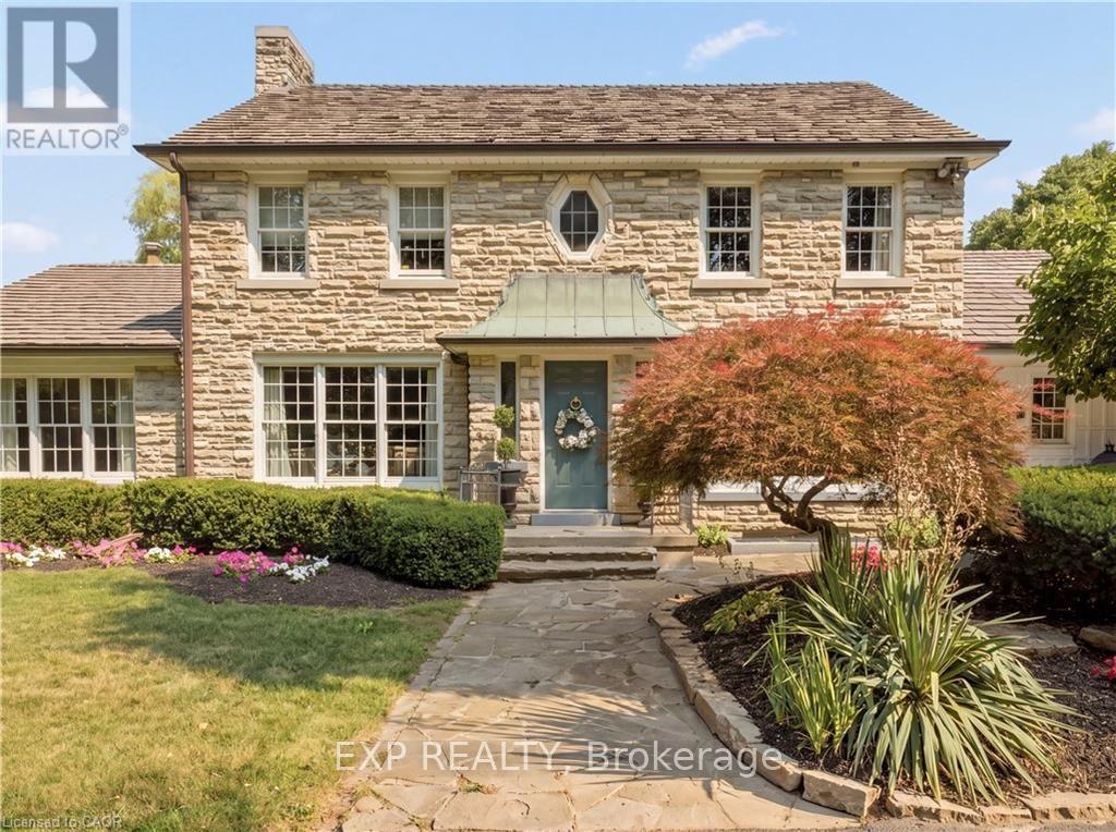 290 BRIDGEPORT ROAD E — photo 2