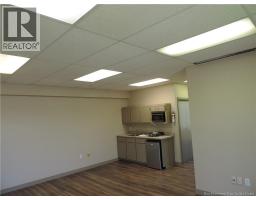216 Ashburn Lake Road, photo 2
