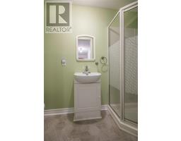 123 Green Acre Drive thumbnail 19