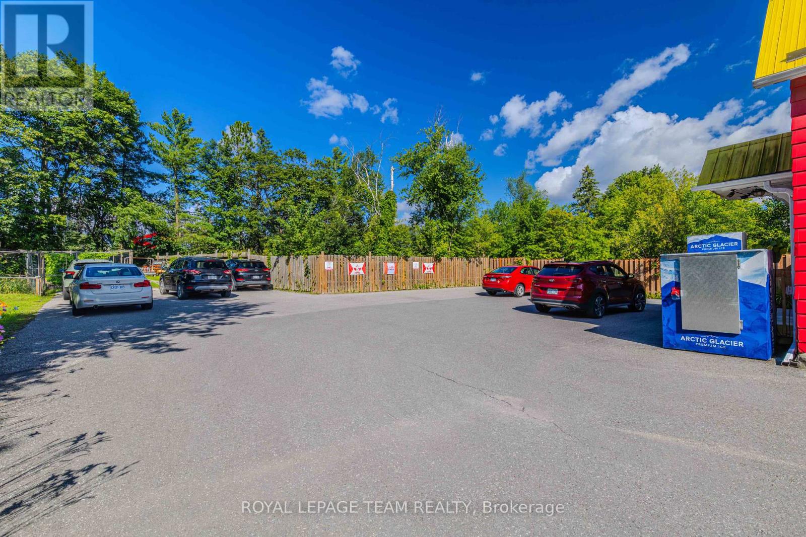 Business for Sale in Ottawa – 3744 CARP ROAD, Ottawa – MLS# X13632606 - Image 11