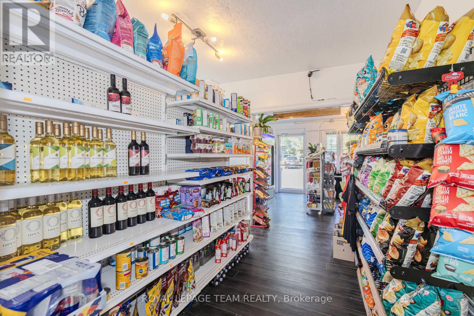 Business for Sale in Ottawa – 3744 CARP ROAD, Ottawa – MLS# X13632606 - Image 23