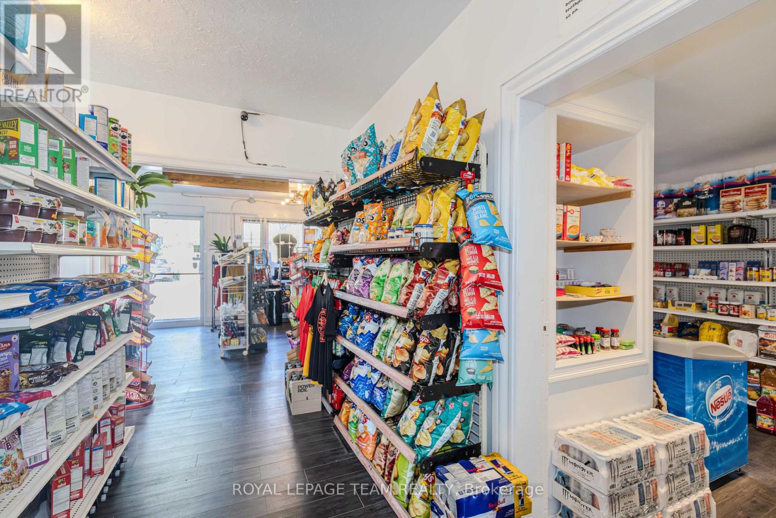 Business for Sale in Ottawa – 3744 CARP ROAD, Ottawa – MLS# X13632606 - Image 24
