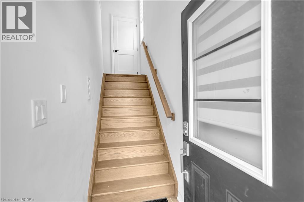 461 BLACKBURN Drive Unit# 86, Brantford — photo 2
