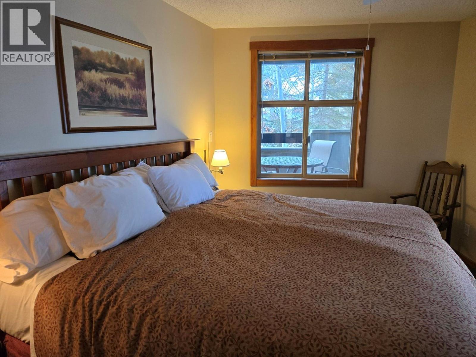 #114 2060 Summit Drive - 16