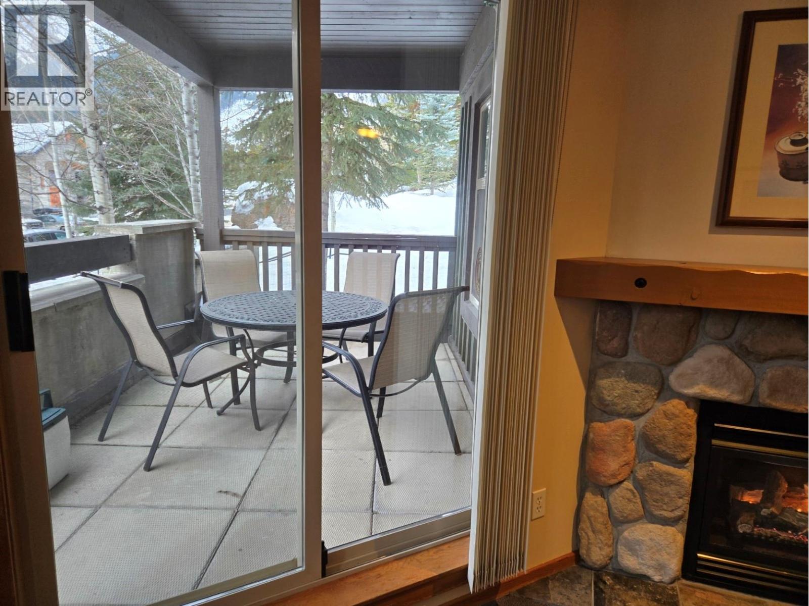 #114 2060 Summit Drive - 8