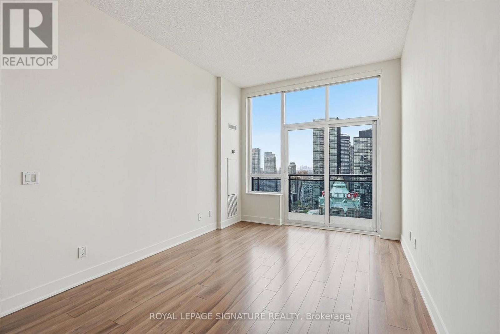 #PH7 28 LINDEN STREET - 6
