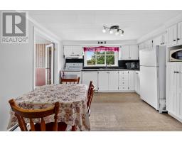 307 Main Highway thumbnail 11