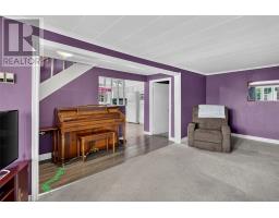 307 Main Highway thumbnail 9