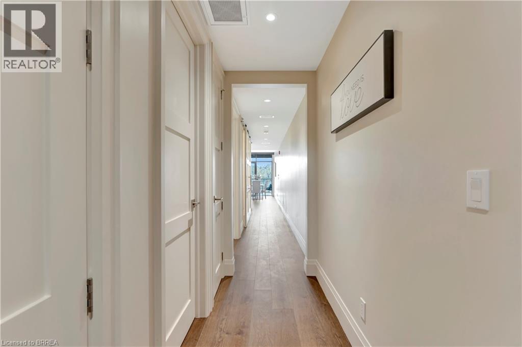 #203 7 GRAND RIVER Street N - 2