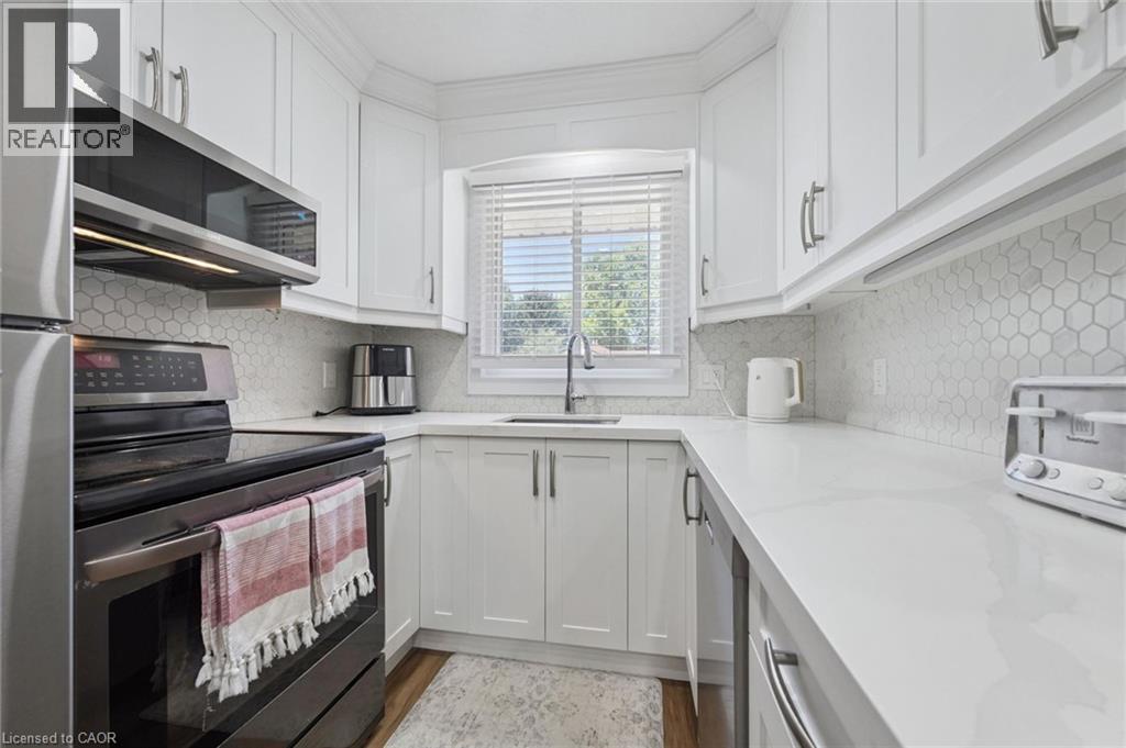 80 WEICHEL Street - Image 12