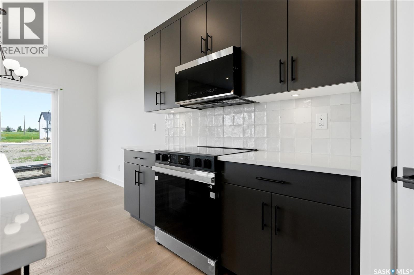 255 Doran WAY - Image 11