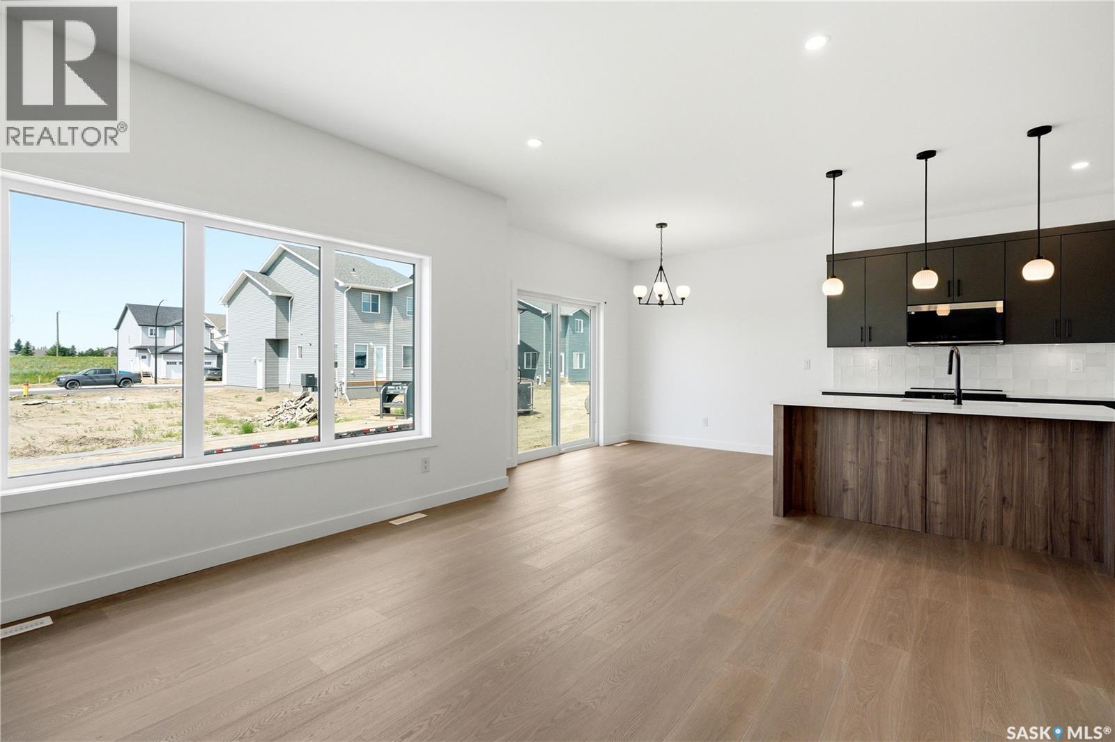 255 Doran WAY - Image 19