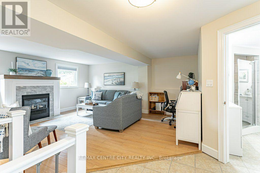 380 MAGNOLIA CRESCENT - 23