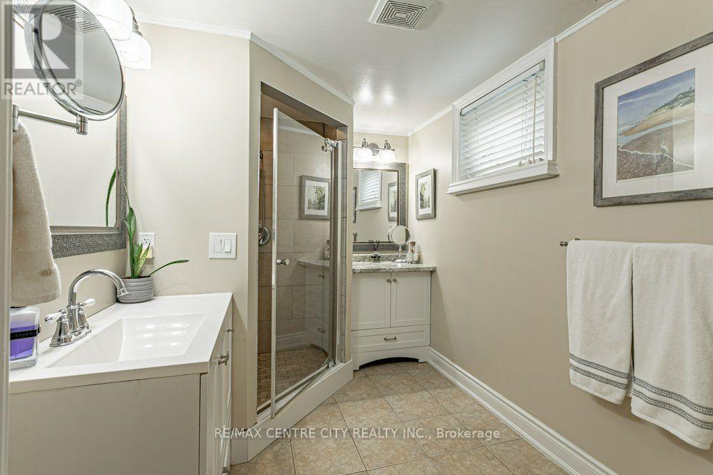 380 MAGNOLIA CRESCENT - 26
