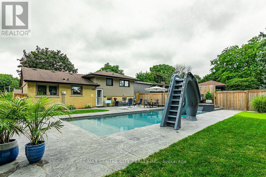 380 MAGNOLIA CRESCENT - Image 33