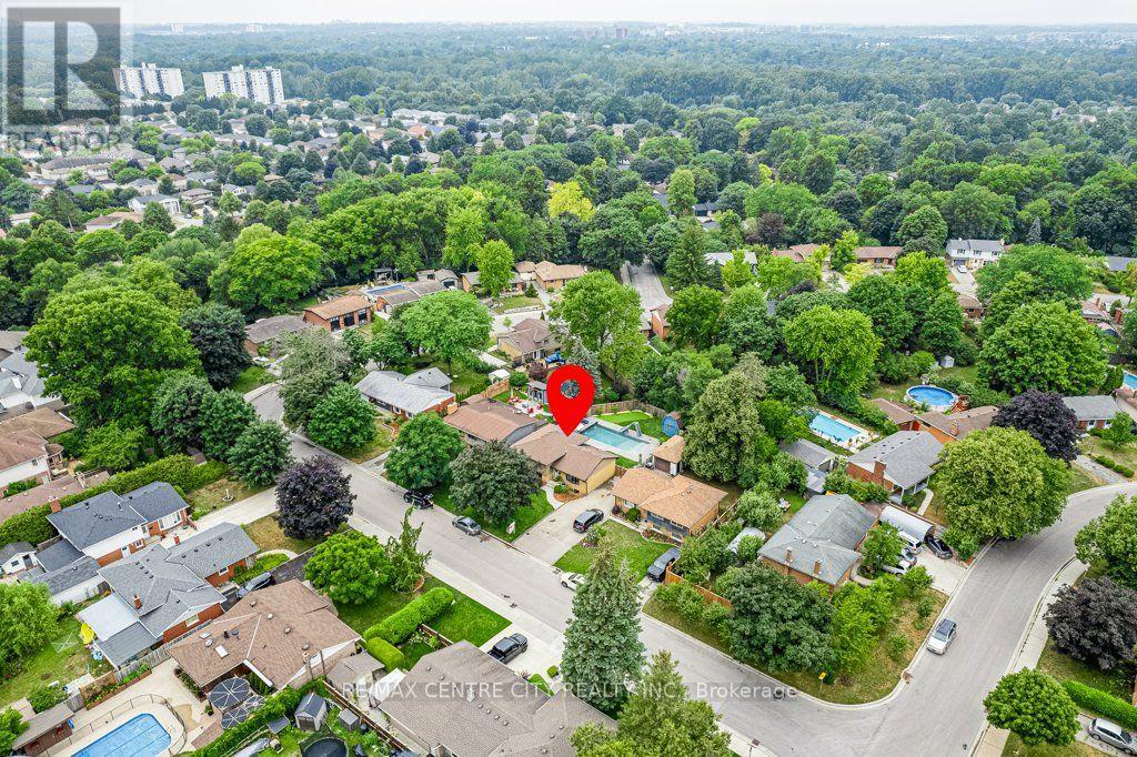 380 MAGNOLIA CRESCENT - 42
