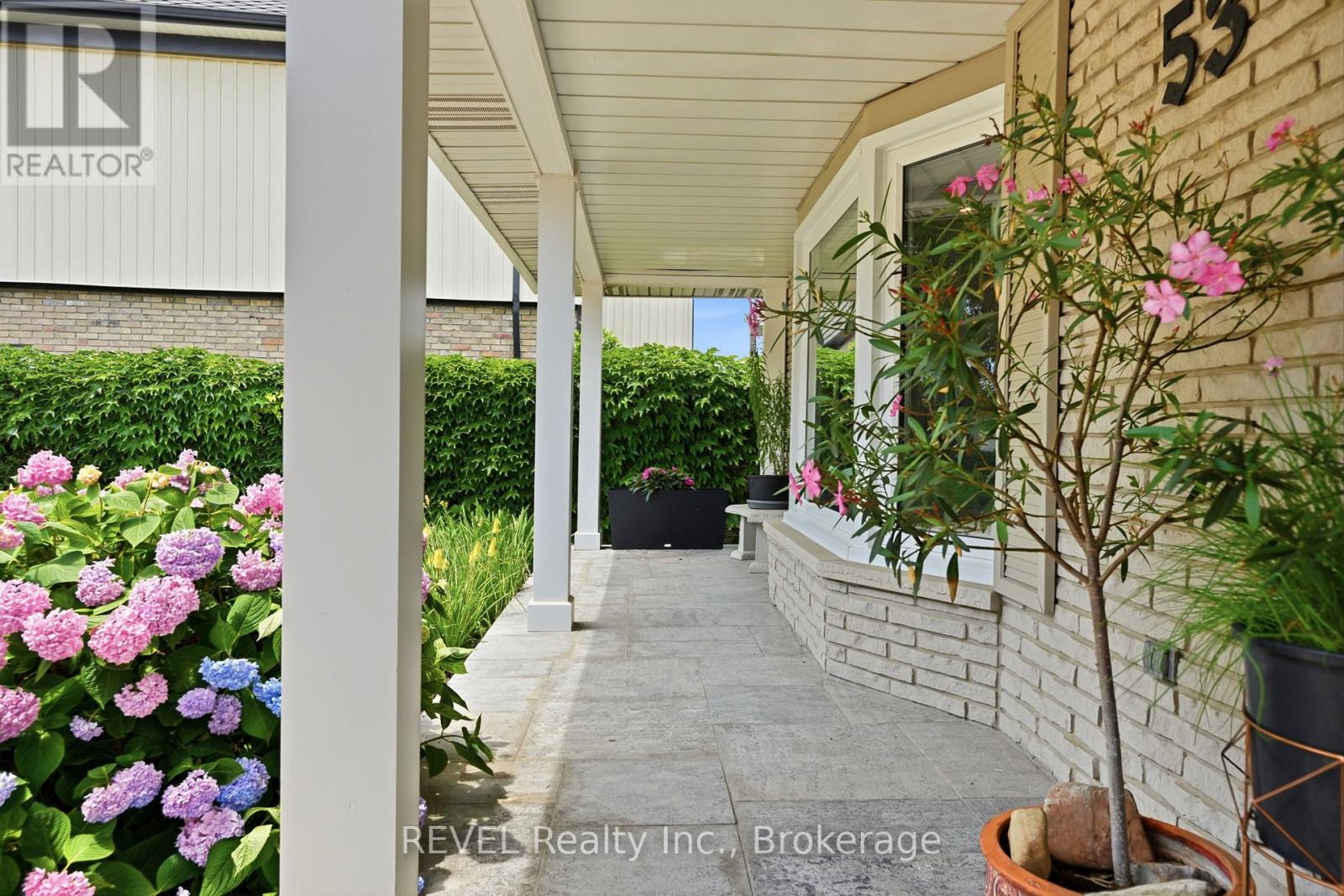 53 BEACHVIEW DRIVE - 9