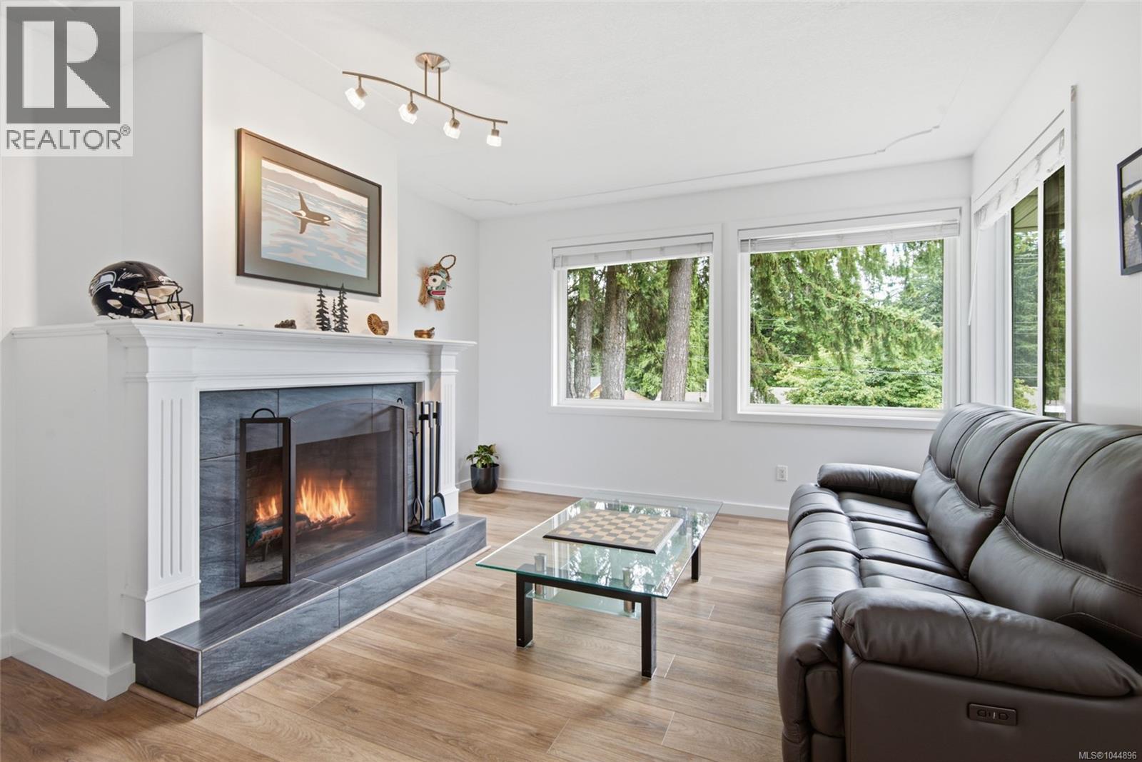 2151 11th Ave - Image 4