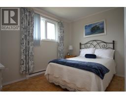 35 Cliffside Avenue thumbnail 15