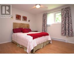 35 Cliffside Avenue thumbnail 16