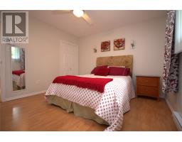 35 Cliffside Avenue thumbnail 17