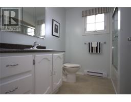 35 Cliffside Avenue thumbnail 18