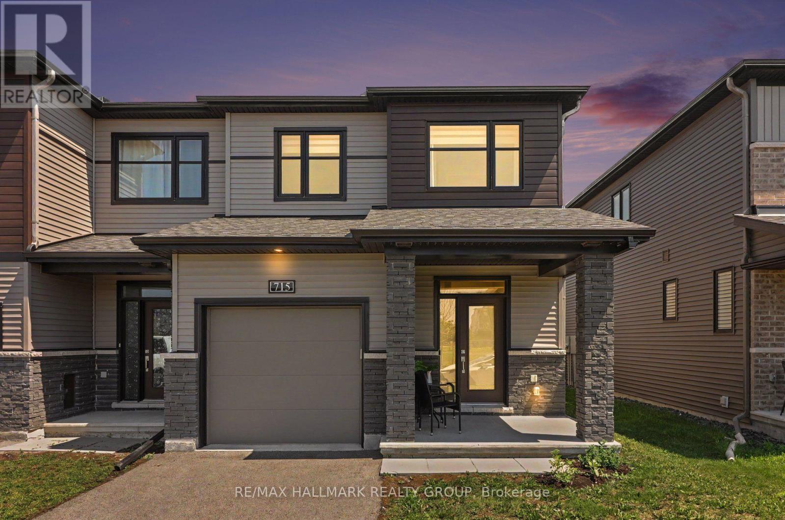 Welcoming end unit in Avalon East.