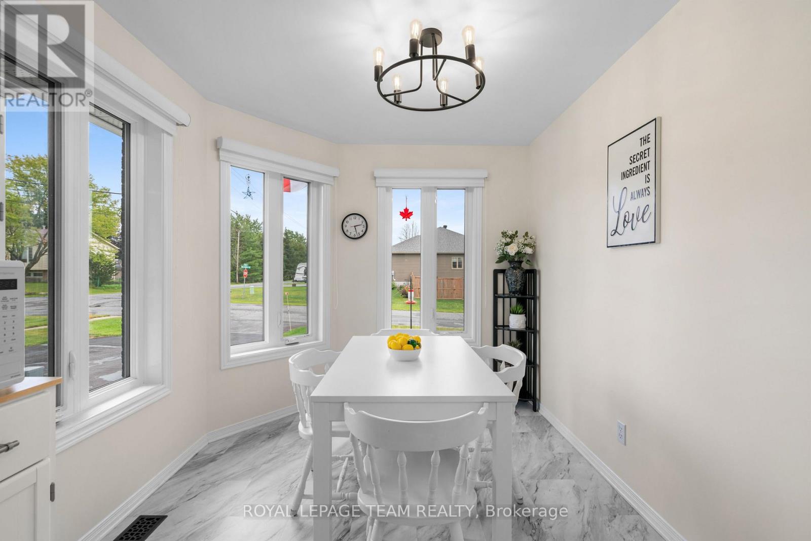 2 BILLINGS AVENUE W - 10
