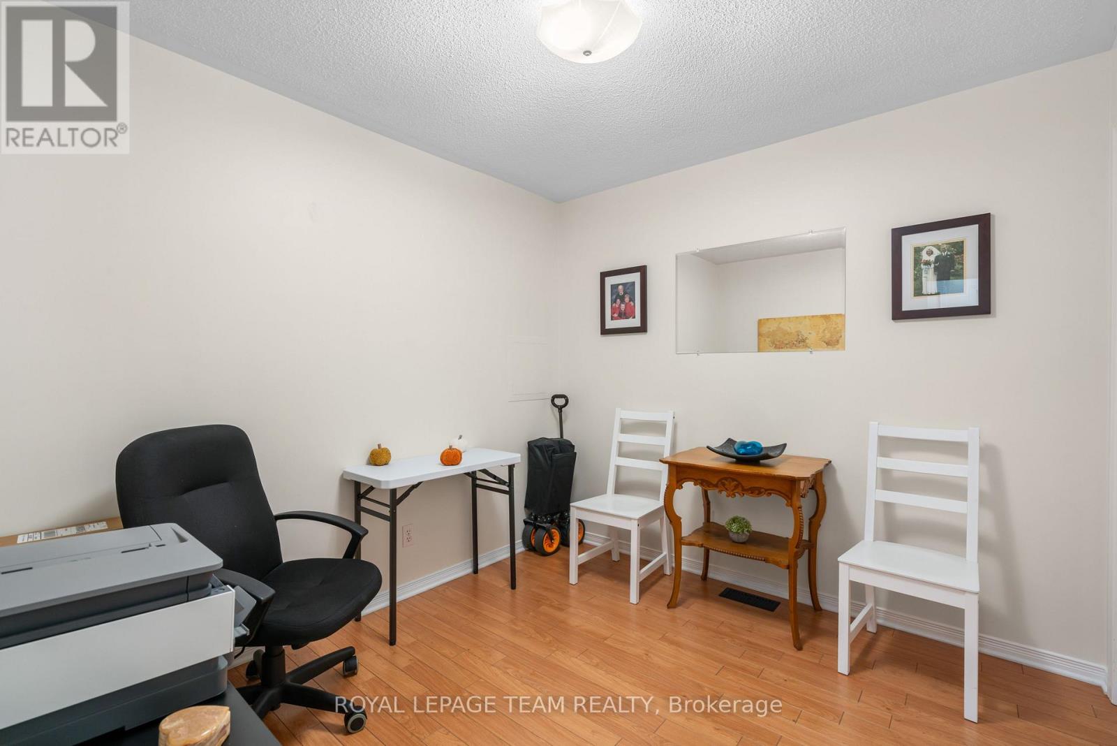 2 BILLINGS AVENUE W - Image 16