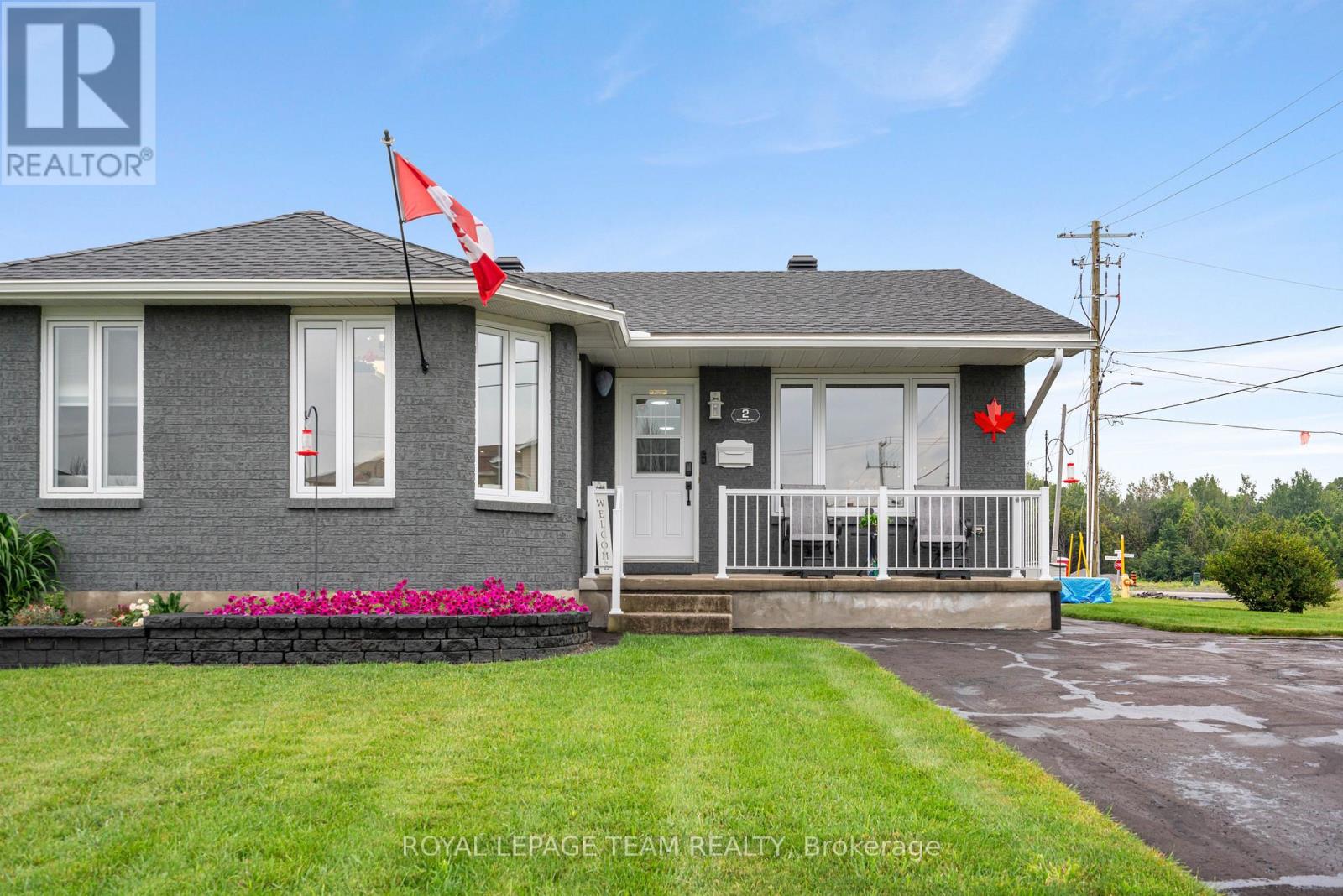 2 BILLINGS AVENUE W - 2