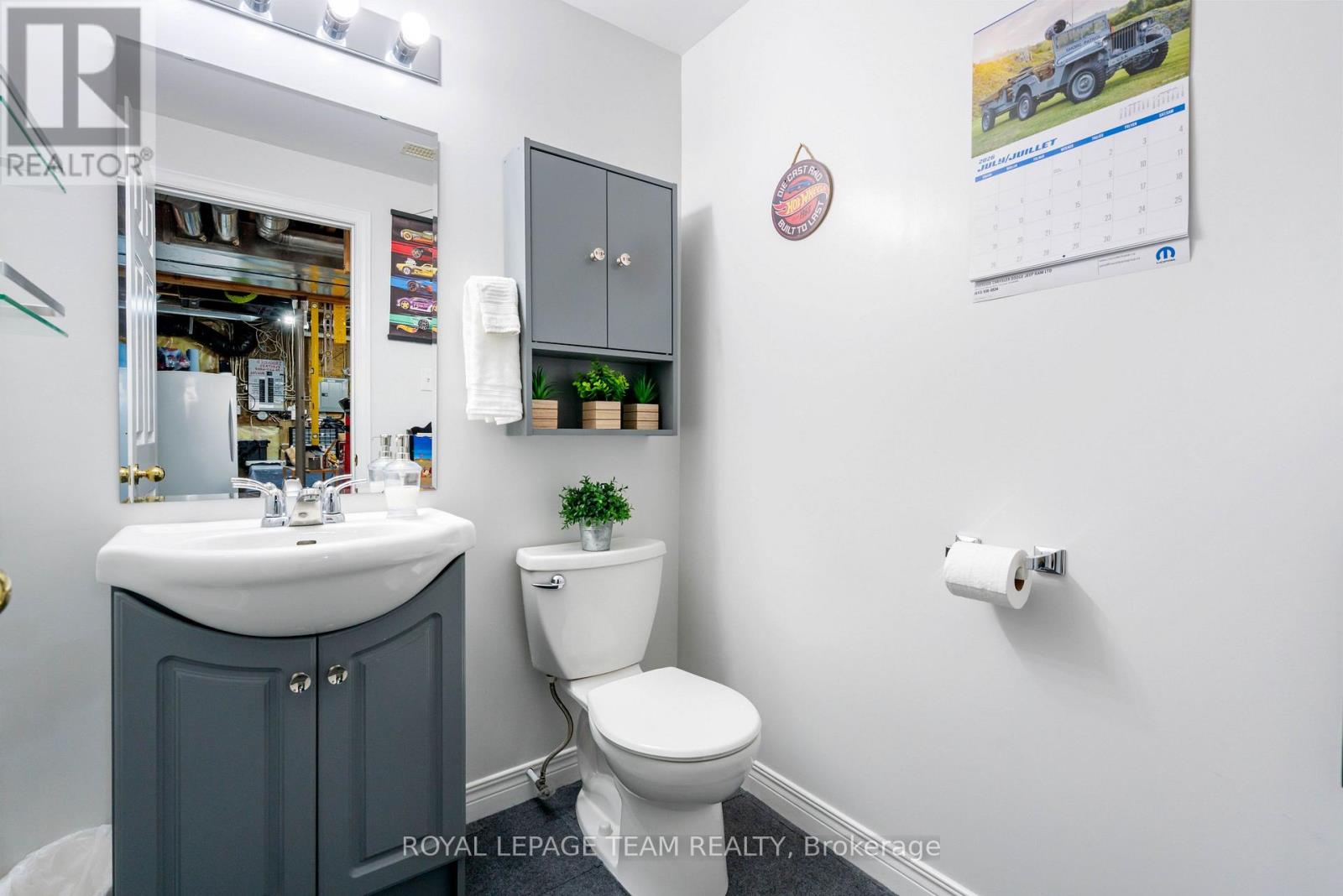 2 BILLINGS AVENUE W - 26