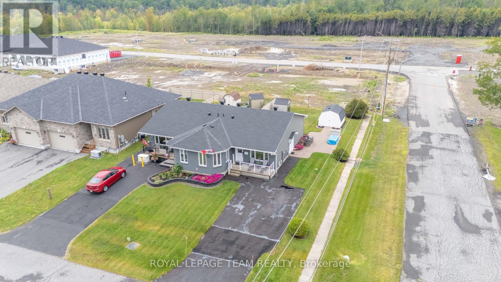 2 BILLINGS AVENUE W - 32