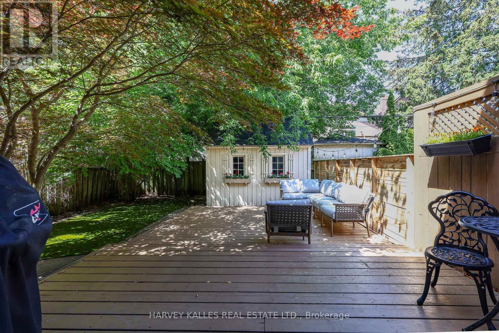 30 WALDER AVENUE - 46