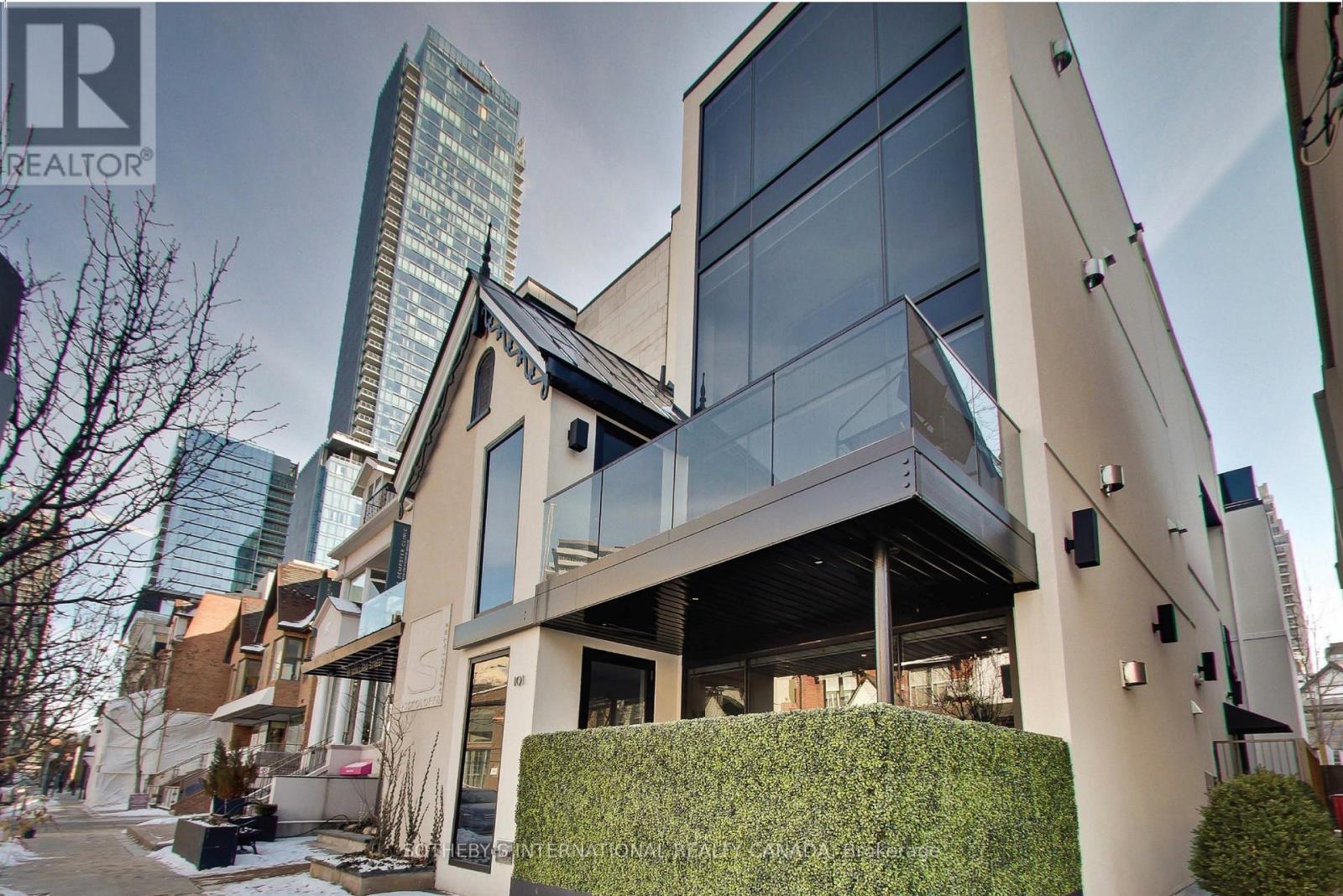 SECOND FLOOR - 101 SCOLLARD STREET