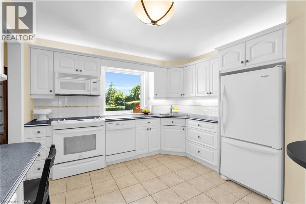 357 DELREX Boulevard - Image 25