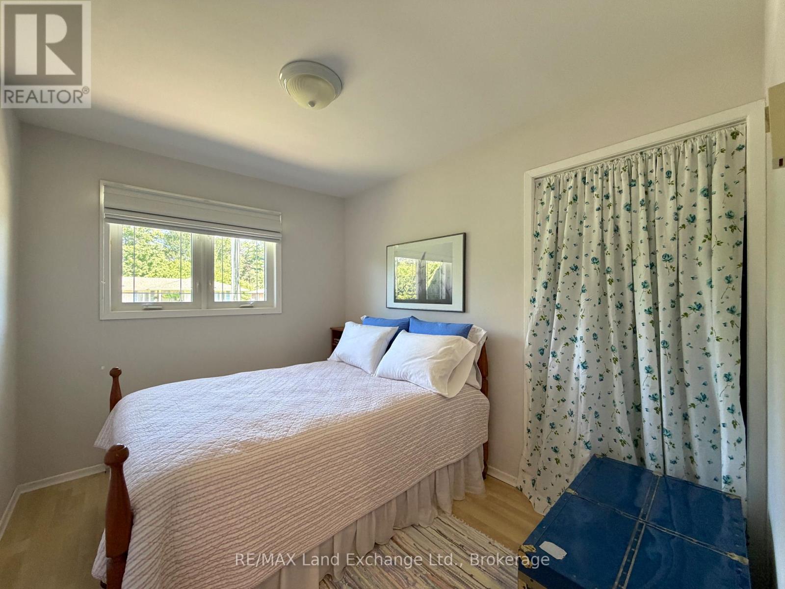 426 CATHERINE STREET - 11