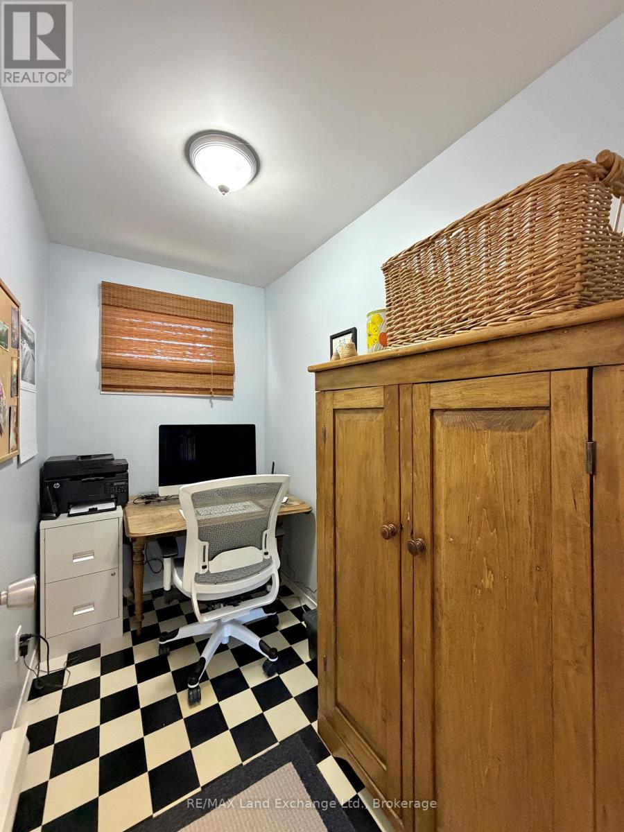 426 CATHERINE STREET - Image 12