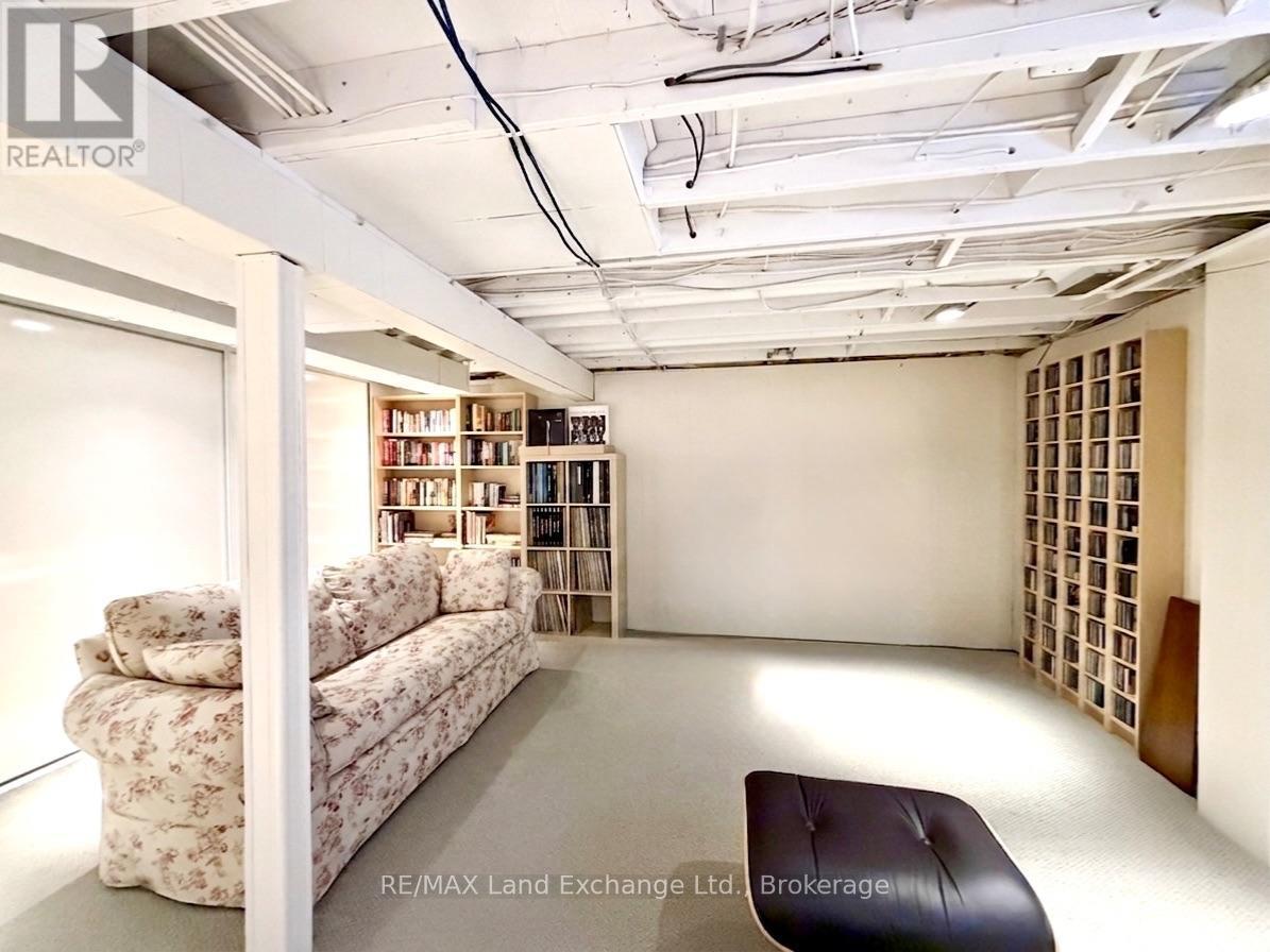 426 CATHERINE STREET - Image 20