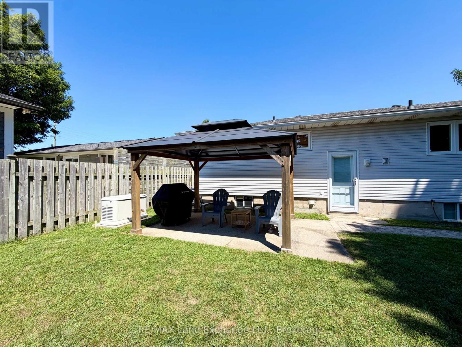 426 CATHERINE STREET - 29