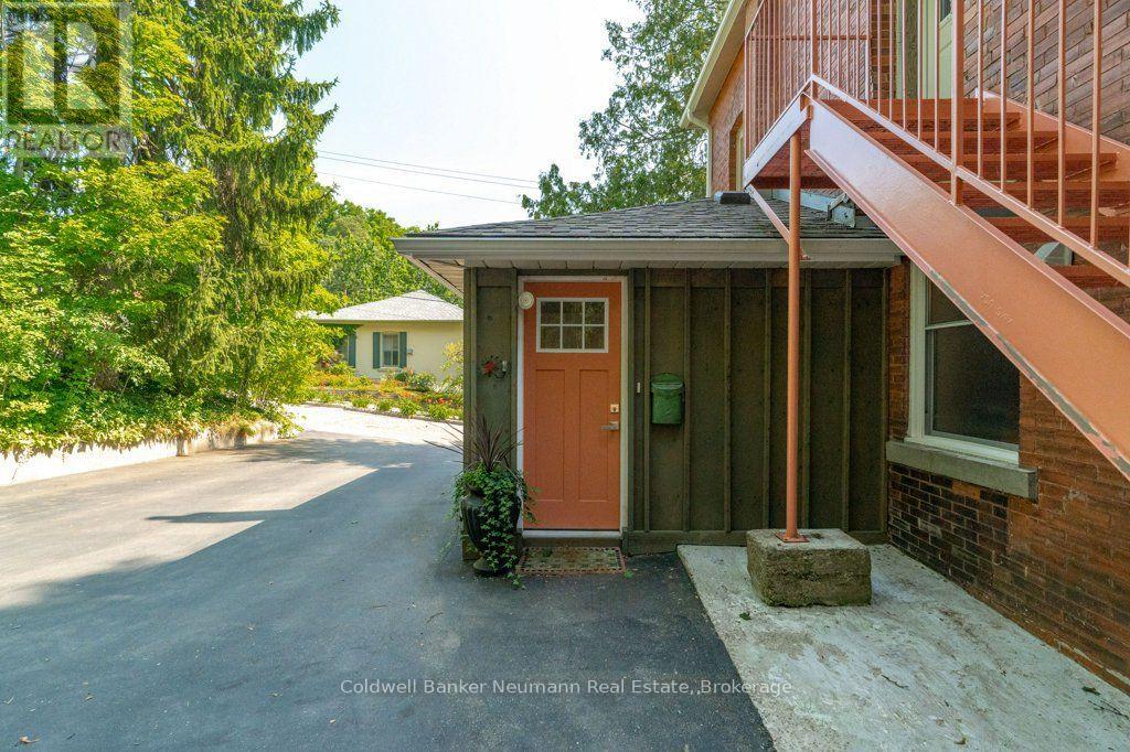 96 GROVE STREET - Image 34